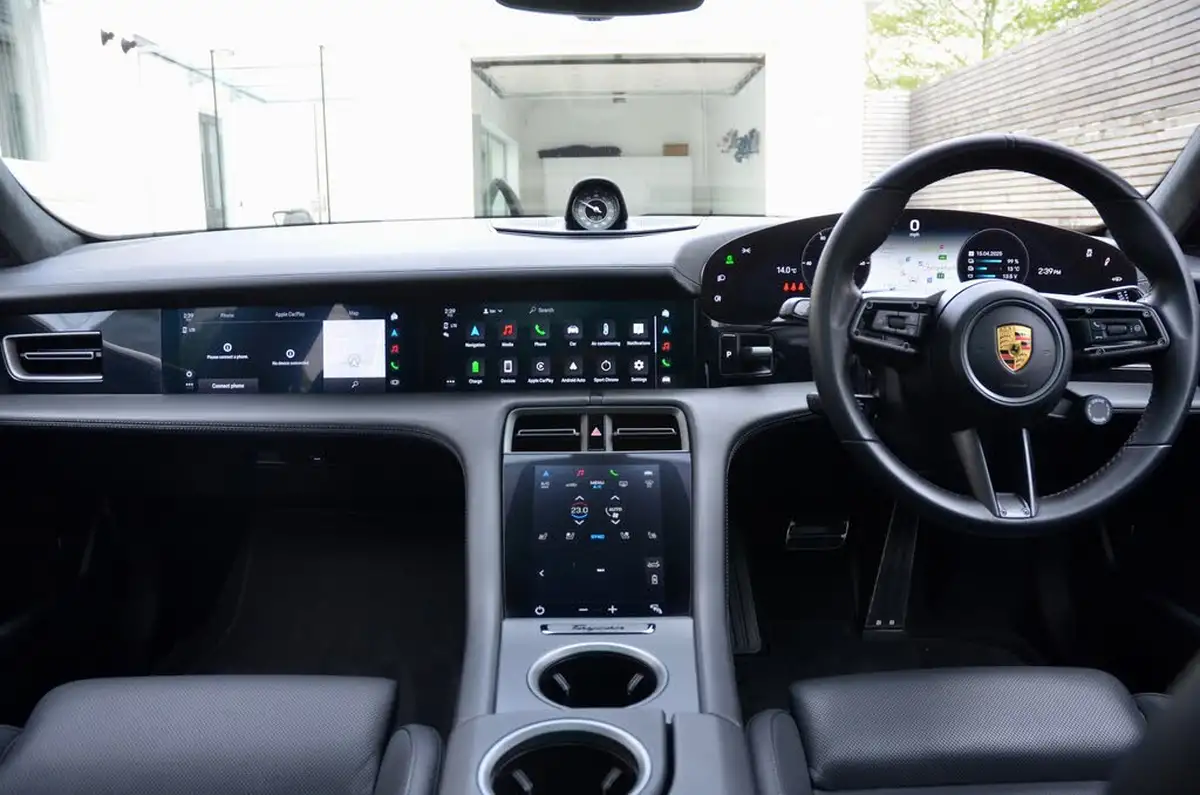 2021-porsche-taycan-e-turbo-s-performance-battery-plus-big-51