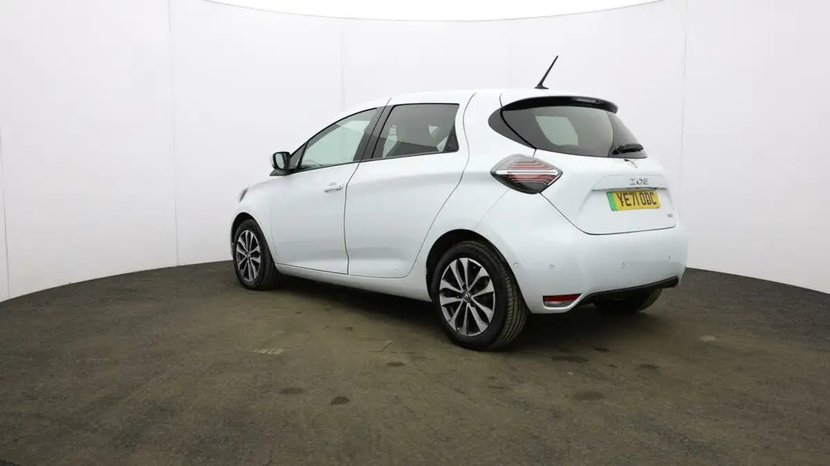 2021-renault-zoe-e-gt-line-big-47