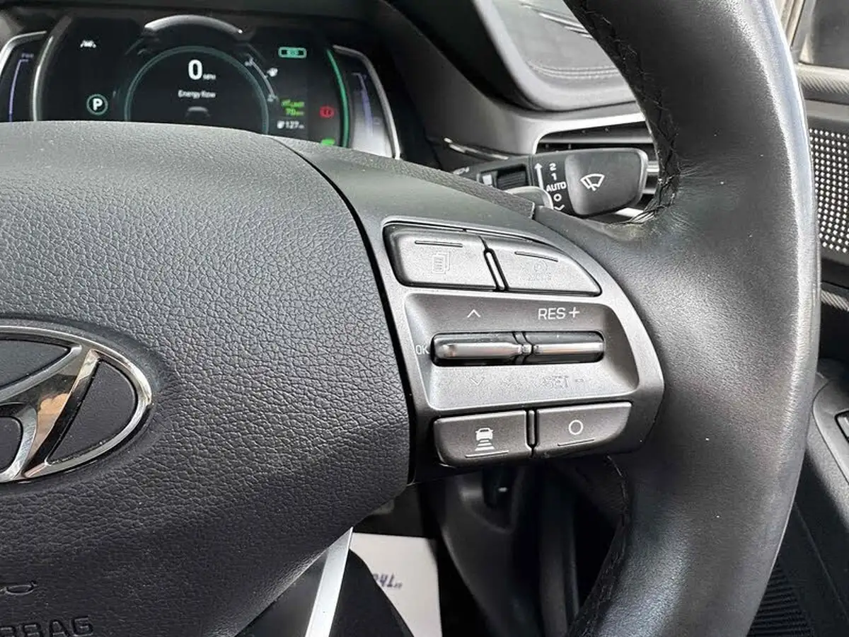 2020-hyundai-kona-e-premium-136ps-39kwh-big-31