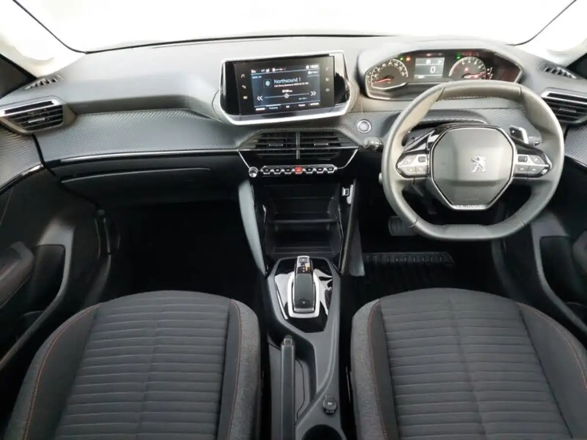 2021-peugeot-208-12-puretech-active-premium-100bhp-eat8-big-2