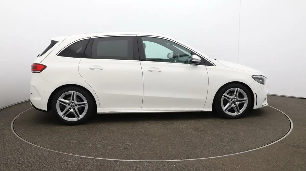 2019-mercedes-benz-b-class-13-b200-amg-line-premium-plus-7g-dct-big-42