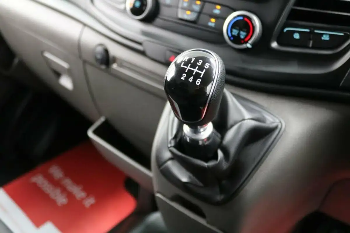 2022-ford-transit-big-54