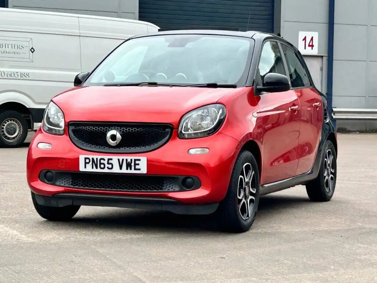 2015-smart-forfour-10-night-sky-prime-ss-big-3