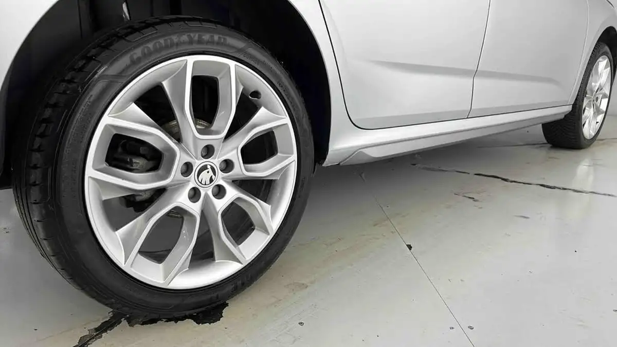 2020-skoda-kamiq-15-tsi-se-l-hatchback-big-29
