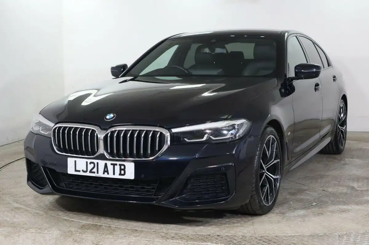 2021-bmw-5-series-20td-520d-m-sport-mht-saloon-4d-big-3