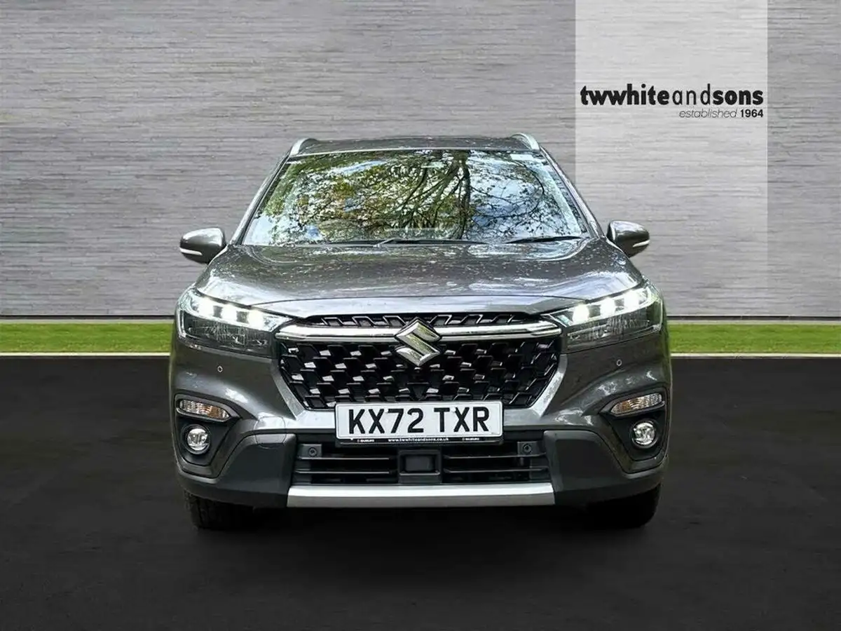 2022-suzuki-s-cross-15-ultra-big-1