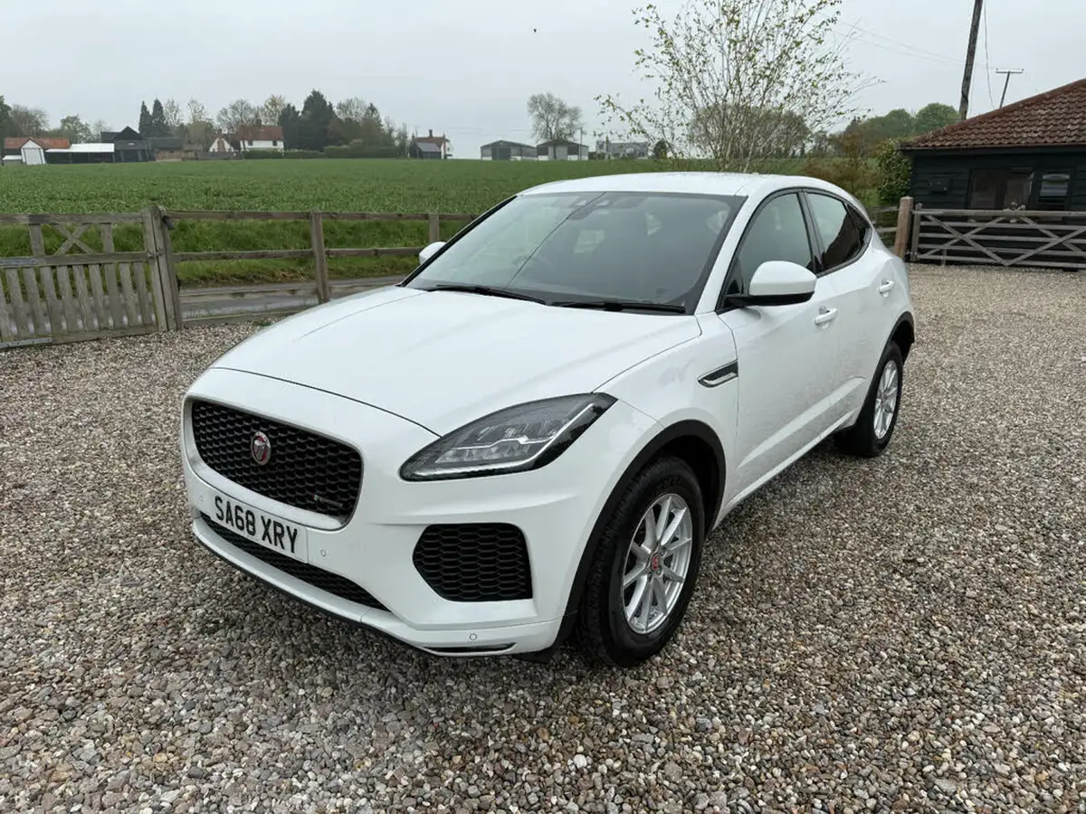 2018-jaguar-e-pace-20-i4d-r-dynamic-150ps-big-1