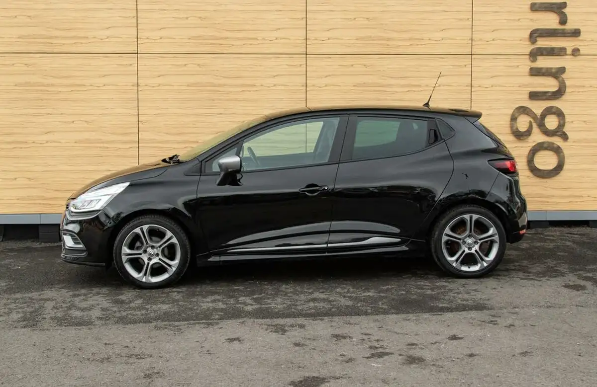 2018-renault-clio-09-tce-gt-line-big-12
