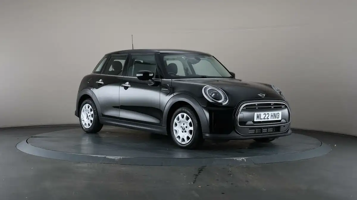2022-mini-cooper-15-one-classic-5d-big-1
