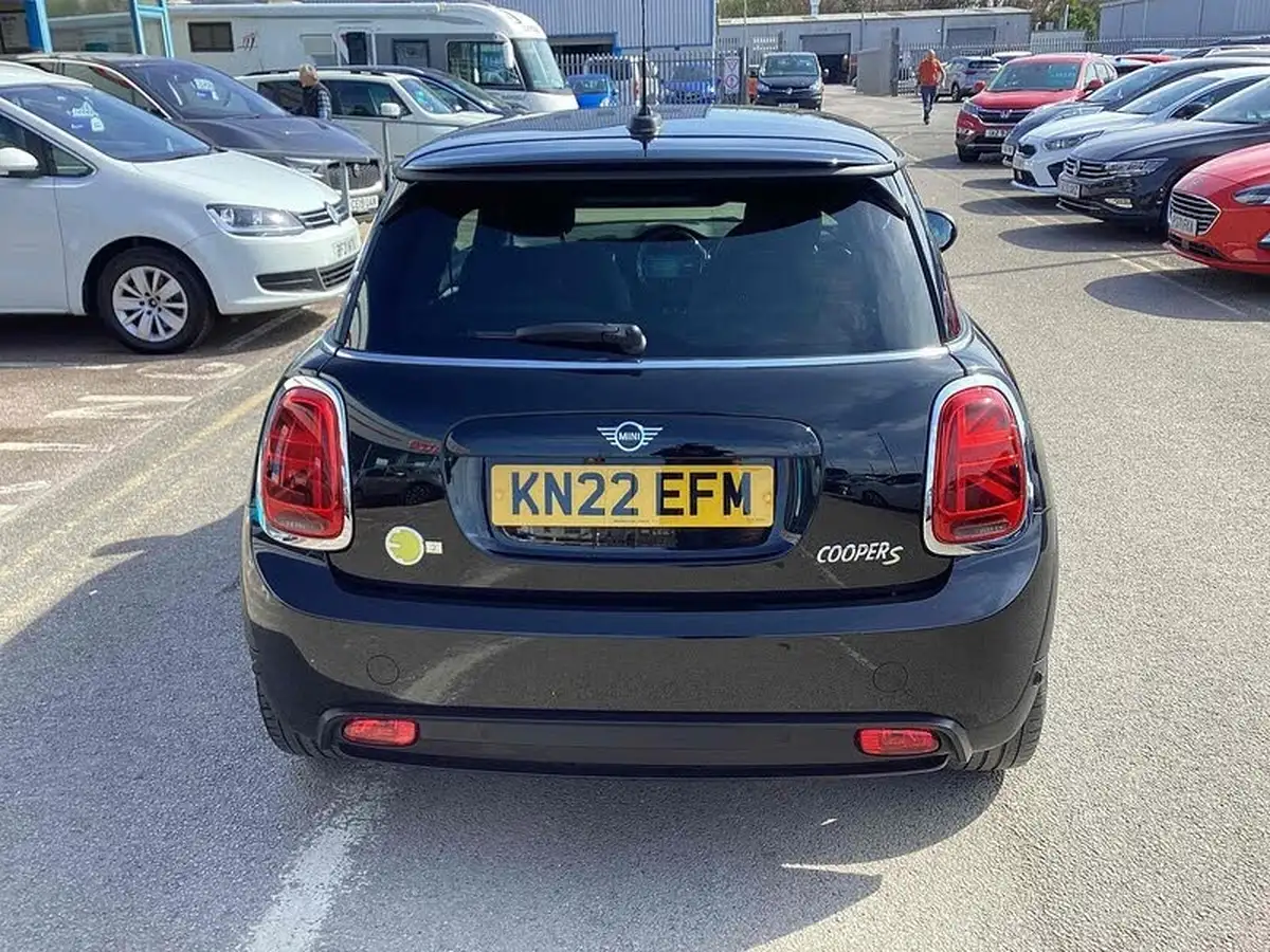 2022-mini-cooper-e-cooper-s-2-big-13