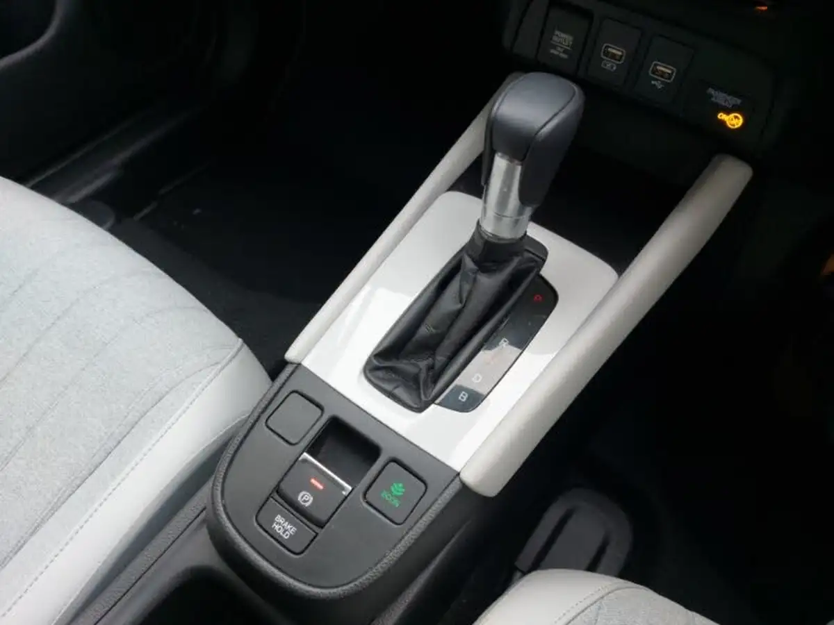 2020-honda-jazz-15-i-mmd-ex-big-15