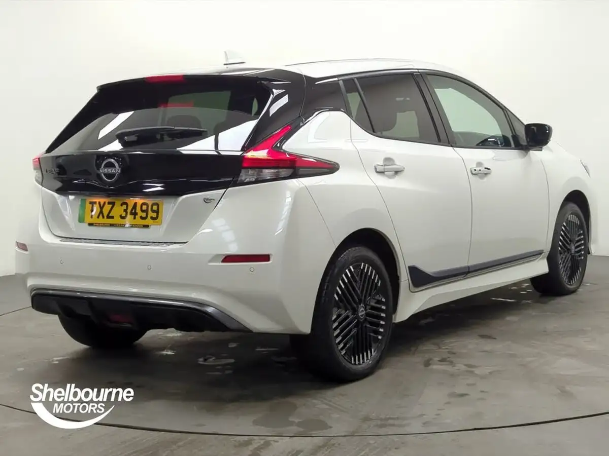 2024-nissan-leaf-e-e-tekna-59kwh-big-11