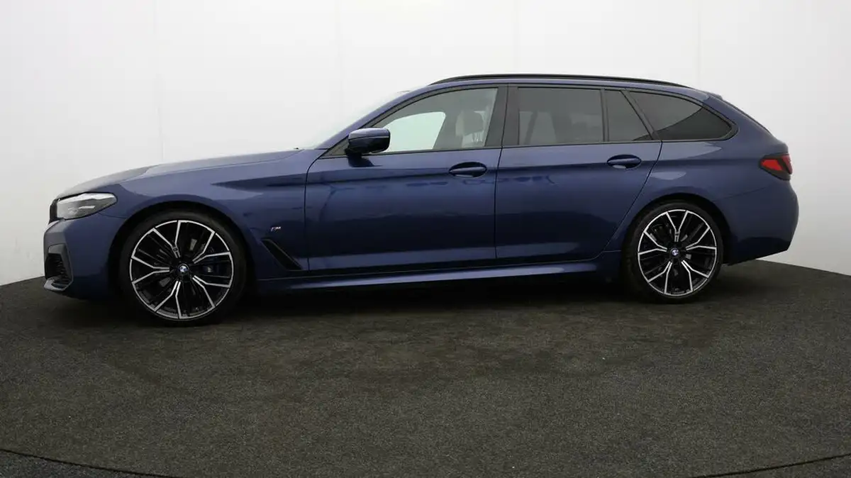 2021-bmw-5-series-20td-520d-m-sport-mht-touring-5d-big-57