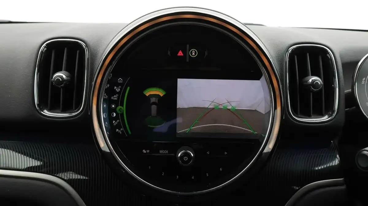 2021-mini-countryman-15-cooper-s-e-phev-exclusive-big-25