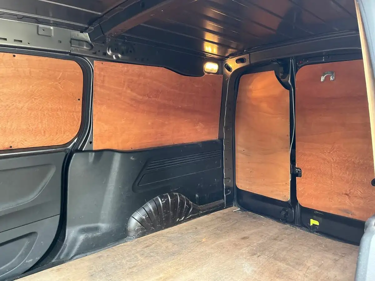 2022-toyota-proace-city-15d-icon-l2-big-8