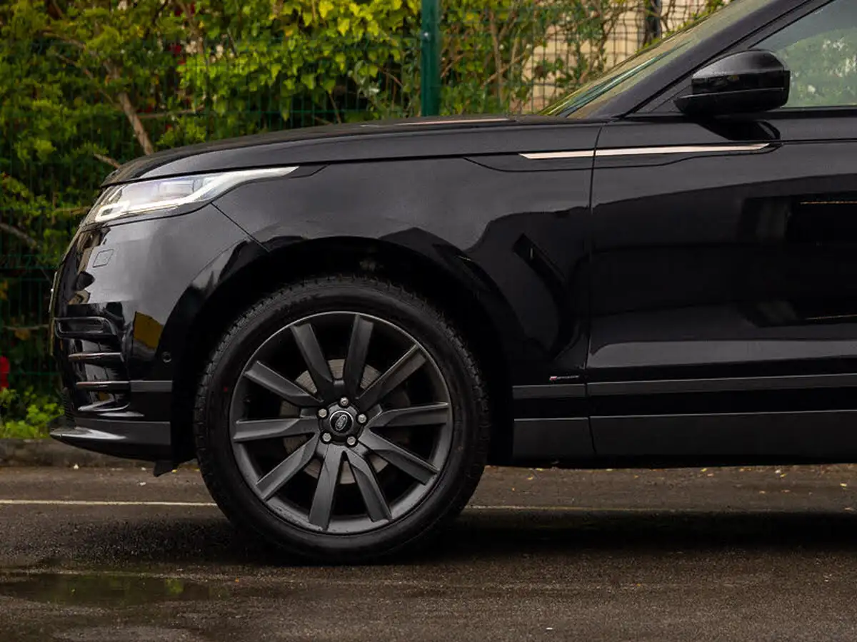 2018-land-rover-range-rover-velar-20-d180-r-dynamic-hse-ss-big-16