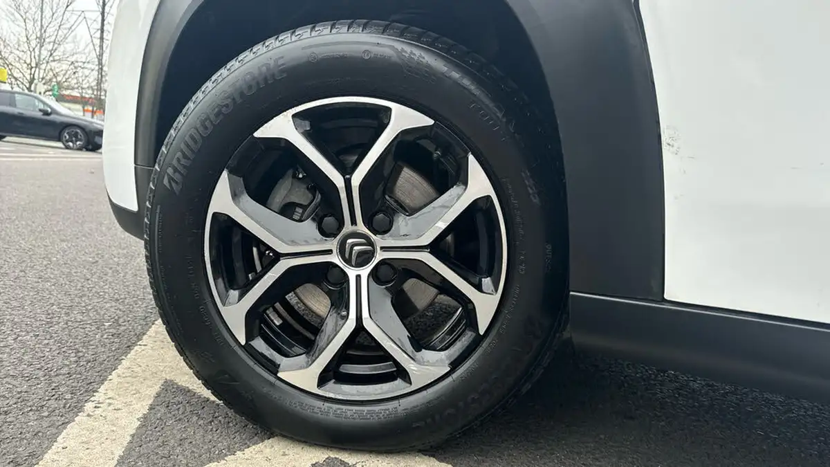 2021-citroen-c3-aircross-12-puretech-shine-110ps-big-13