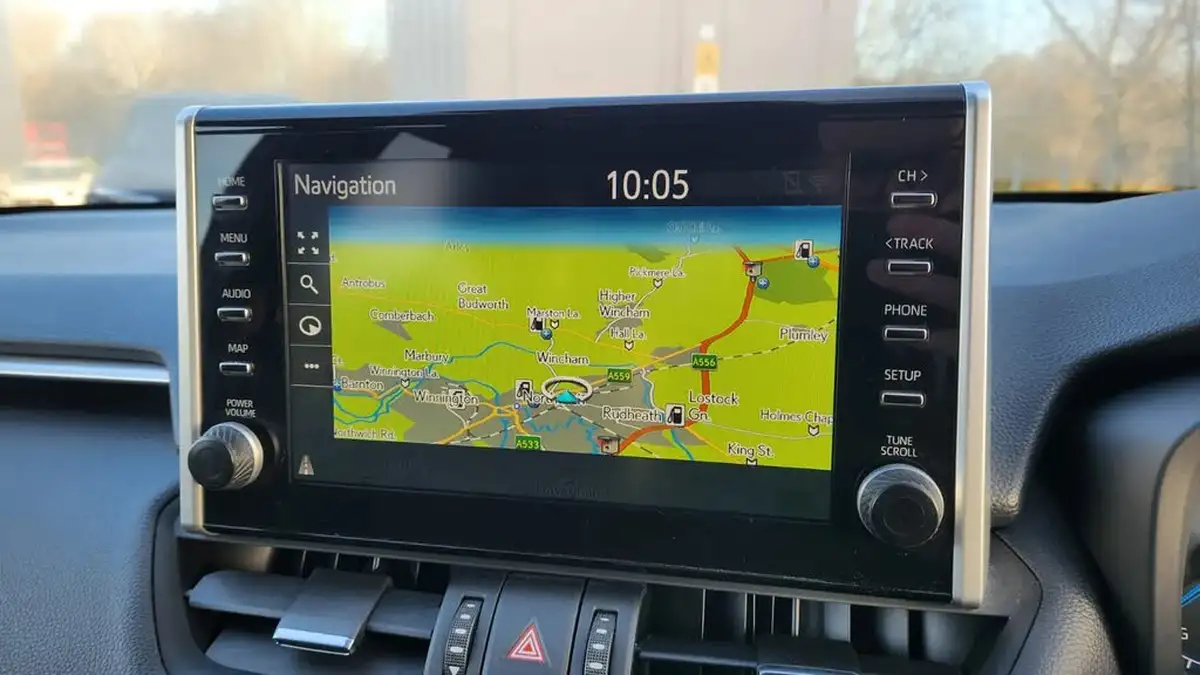 2021-toyota-rav4-25-vvt-i-dynamic-302bhp-plug-in-big-34