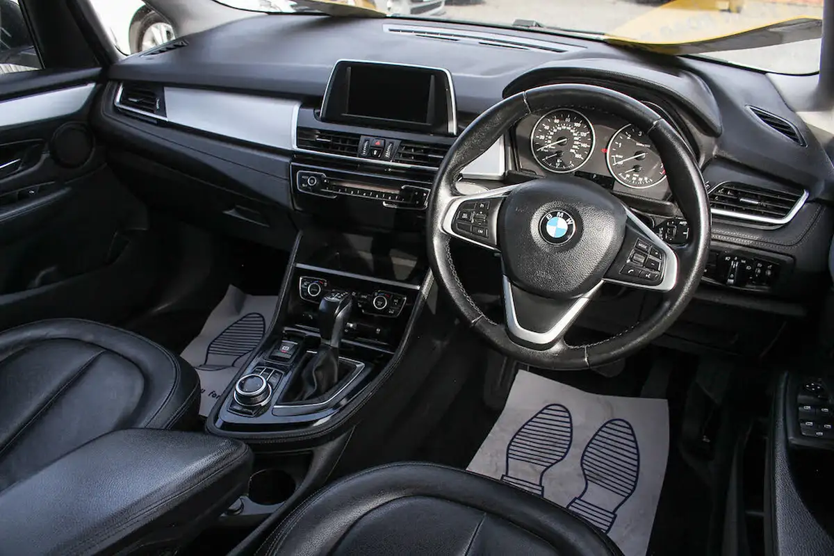 2016-bmw-2-series-15-218i-luxury-active-tourer-5d-auto-big-15