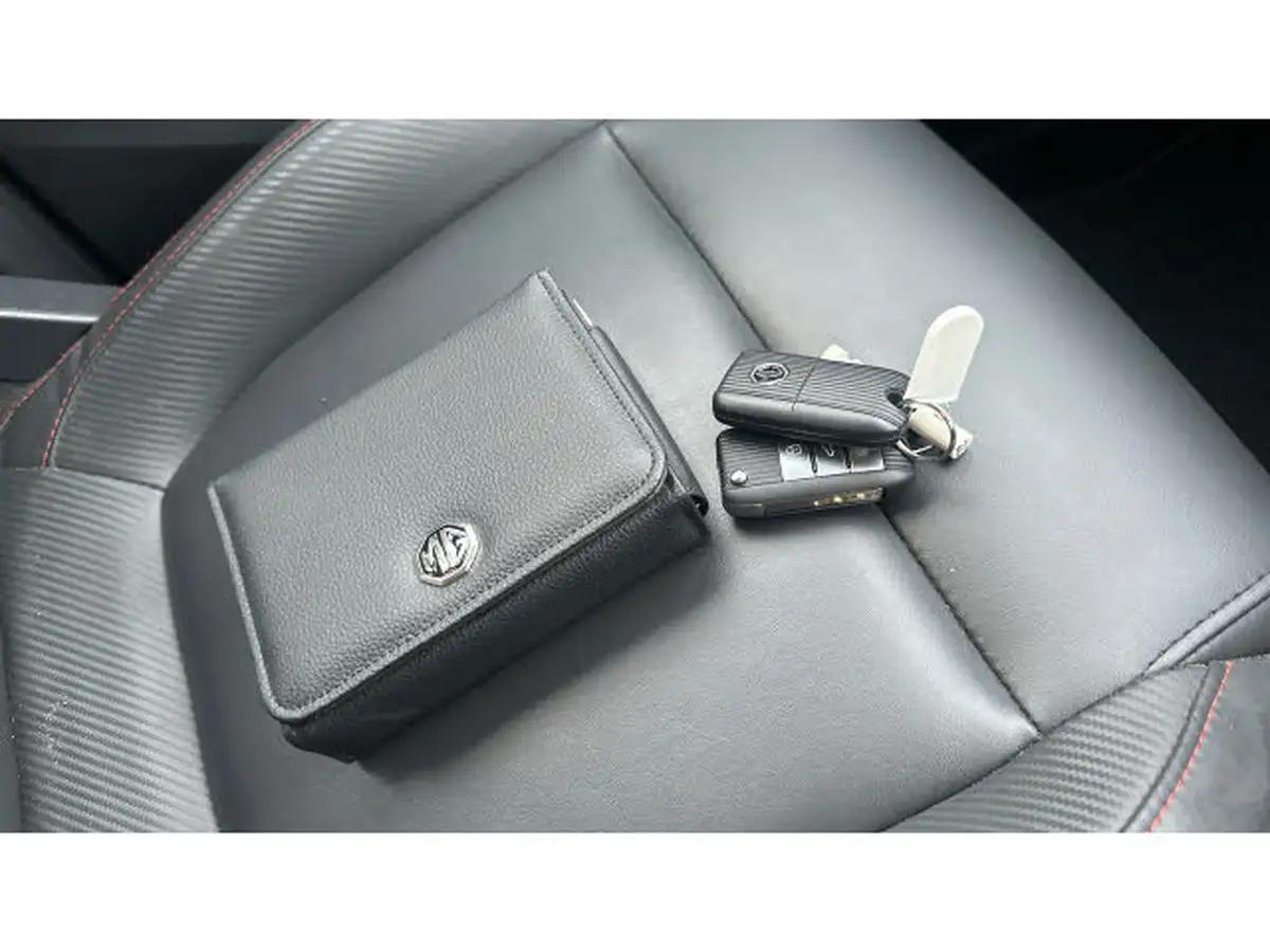 2023-mg-zs-suv-15-vti-tech-exclusive-big-18