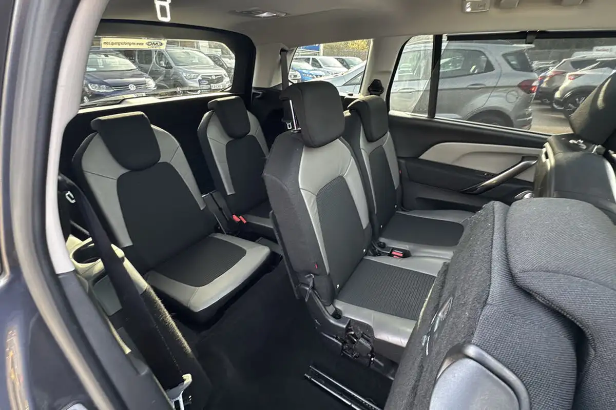2019-citroen-grand-c4-spacetourer-15bluehdi-flair-plus-big-25