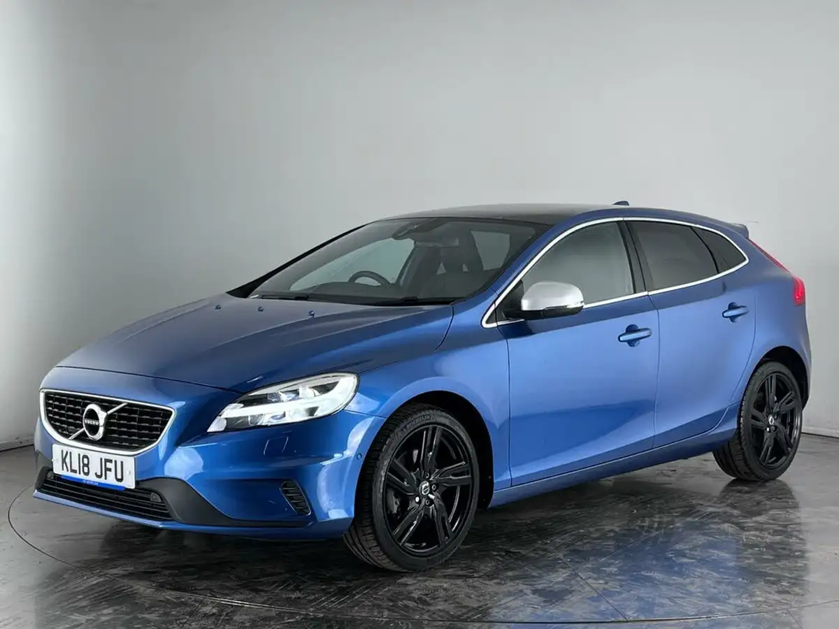 2018-volvo-v40-20-t3-r-design-pro-big-2