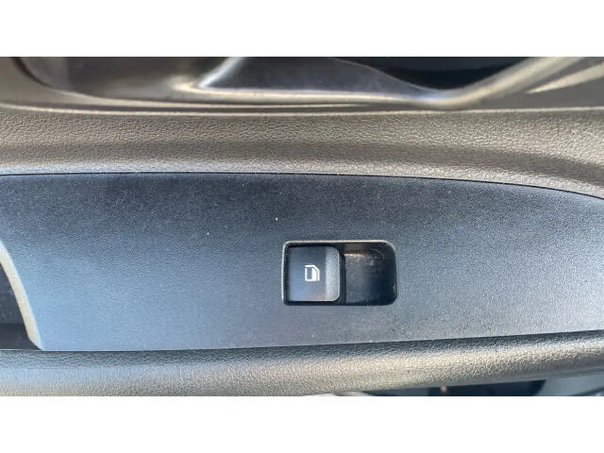 2021-hyundai-i20-10-t-gdi-se-connect-eclutch-imt-big-13