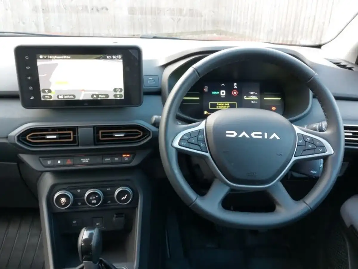 2024-dacia-jogger-16-tce-extreme-big-6