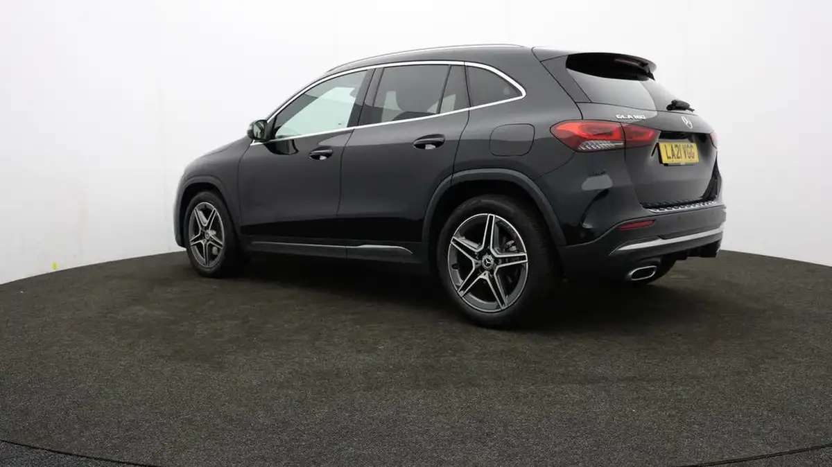 2021-mercedes-benz-gla-class-13-gla-180-amg-line-executive-1332cc-big-70