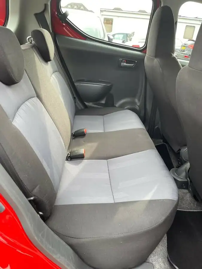 2013-suzuki-alto-10-sz-big-13