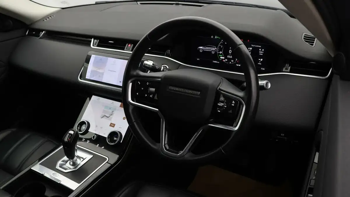2021-land-rover-range-rover-evoque-15-p300e-s-big-8