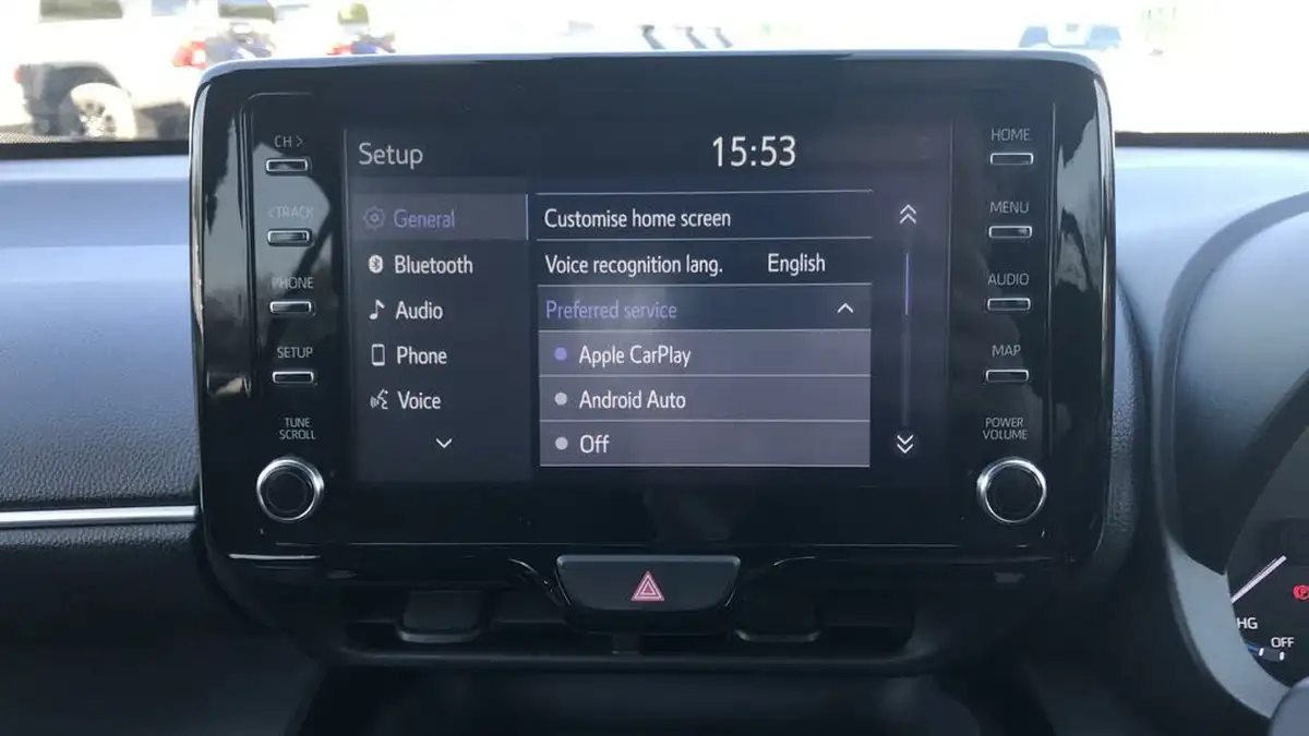 2022-toyota-yaris-cross-15-vvt-i-design-big-20