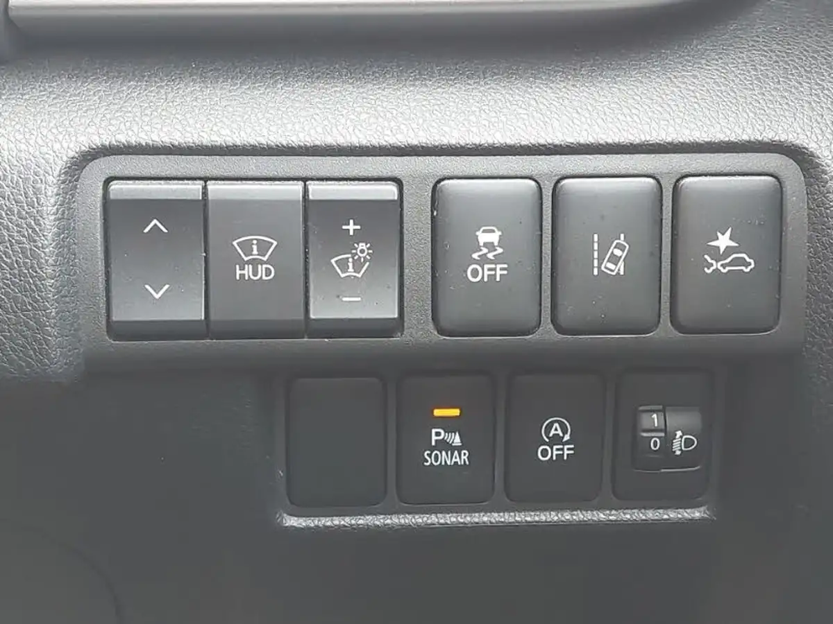 2020-mitsubishi-eclipse-cross-15-4-big-17