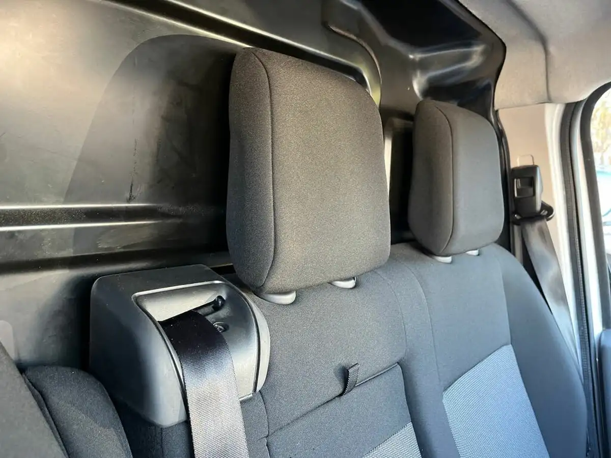 2022-peugeot-expert-15-bluehdi-professional-premium-long-1000-big-45