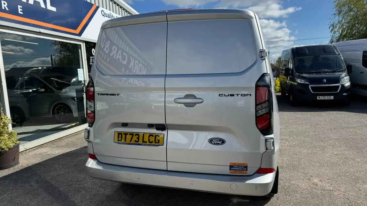 2023-ford-transit-custom-20tdci-300-l1h1-limited-136pseu6e-panel-van-1996cc-big-20