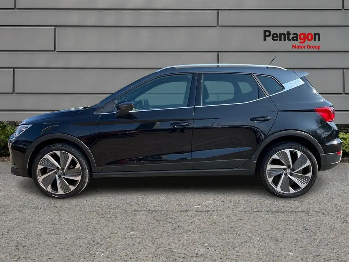 2022-seat-arona-10-tsi-fr-sport-big-11