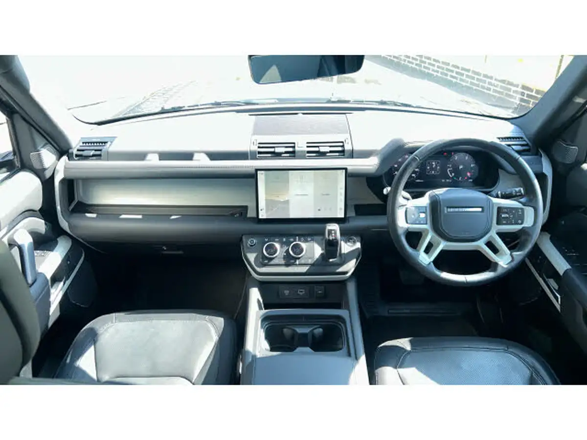 2023-land-rover-110-defender-30-d300-x-dynamic-hse-big-8
