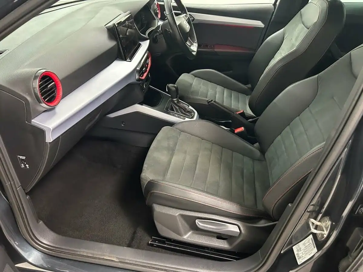 2022-seat-arona-10-tsi-fr-sport-dsg-big-13