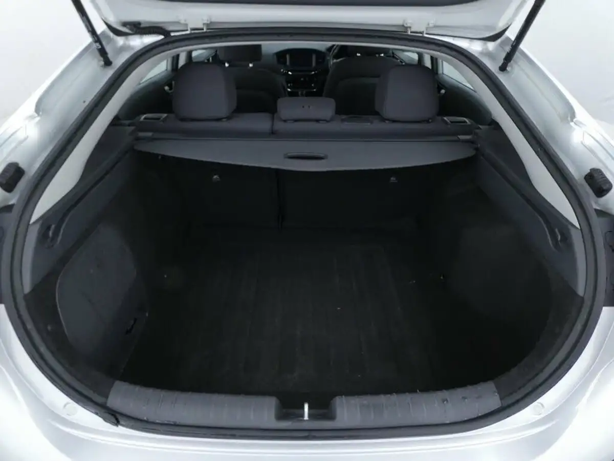 2018-hyundai-ioniq-16-gdi-premium-hybrid-big-20