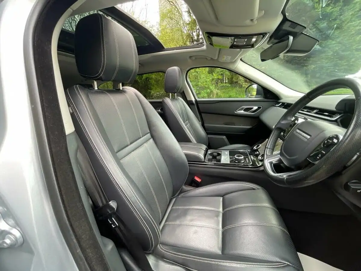 2017-land-rover-range-rover-velar-20-p300-s-big-14