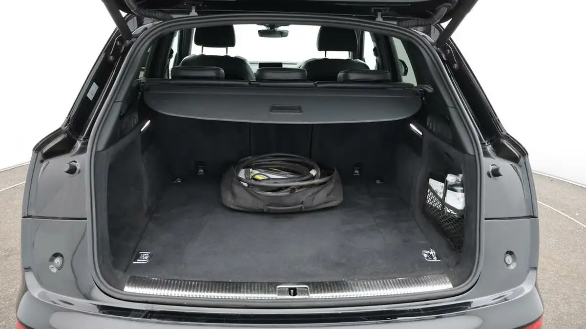 2020-audi-q5-20-50-tfsi-e-s-line-big-17