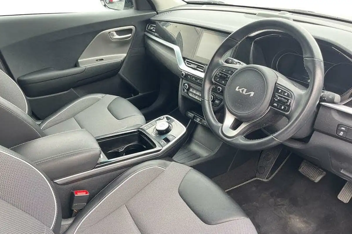 2022-kia-e-niro-ev-2-134bhp-39-big-8