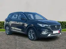 MG HS