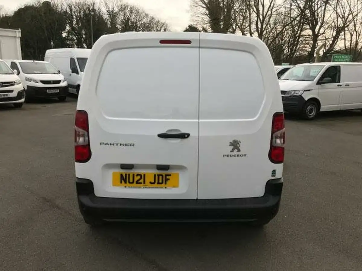 2021-peugeot-partner-15-bluehdi-1000-professional-100ps-eu6dt-panel-big-6