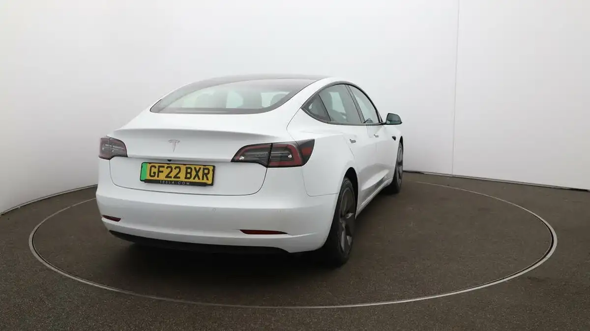 2021-tesla-model-3-e-standard-plus-big-47