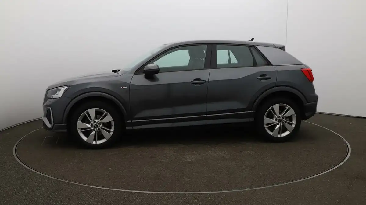 2023-audi-q2-15-35-tfsi-s-line-tronic-big-56