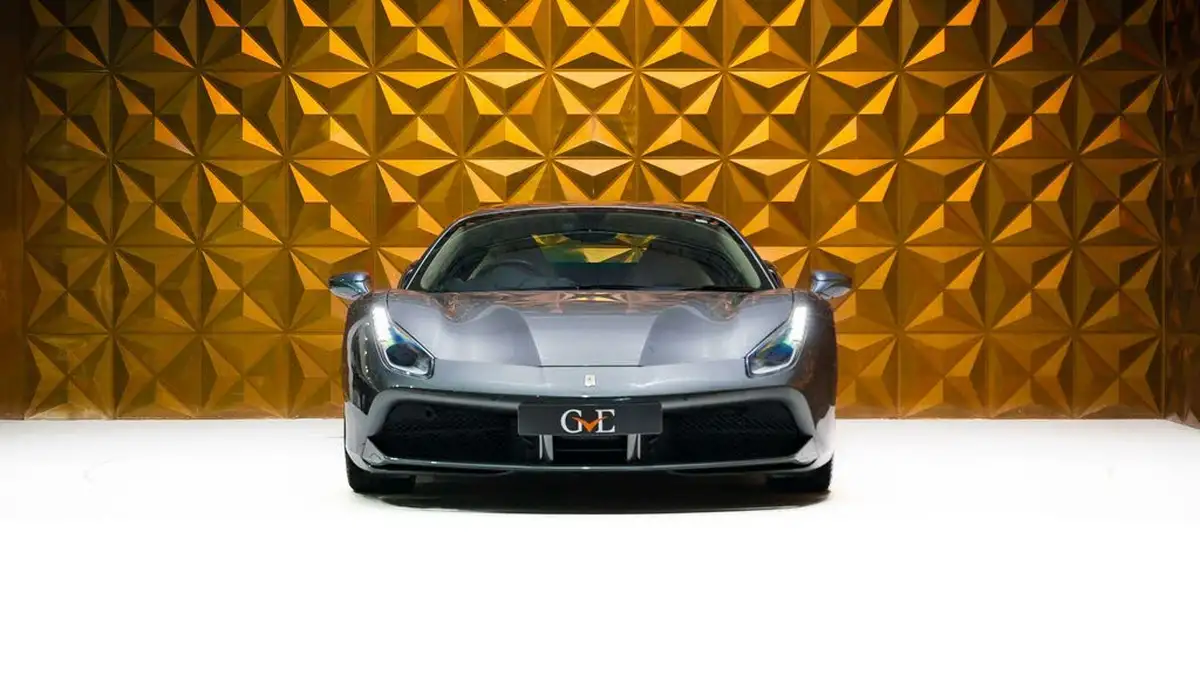 2018-ferrari-488-39-488-gtb-big-1