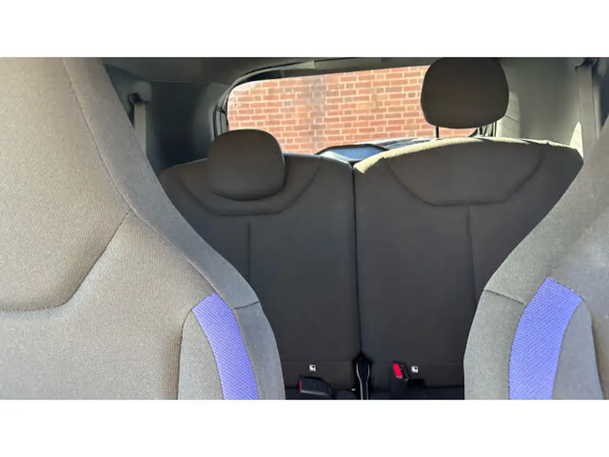 2023-toyota-aygo-x-10-vvt-i-edge-big-14