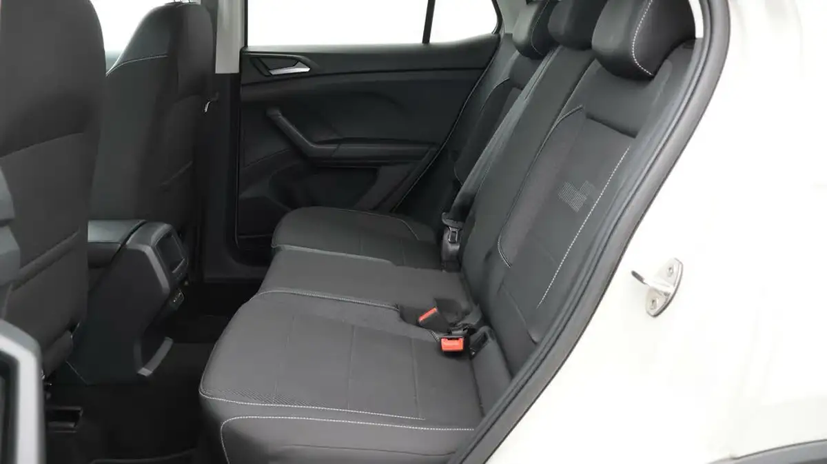 2023-volkswagen-t-cross-10-tsi-black-edition-110ps-big-16