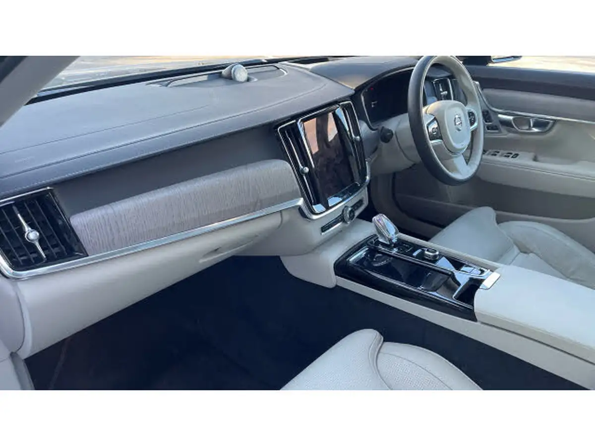 2024-volvo-v90-20-t8-ultimate-big-3